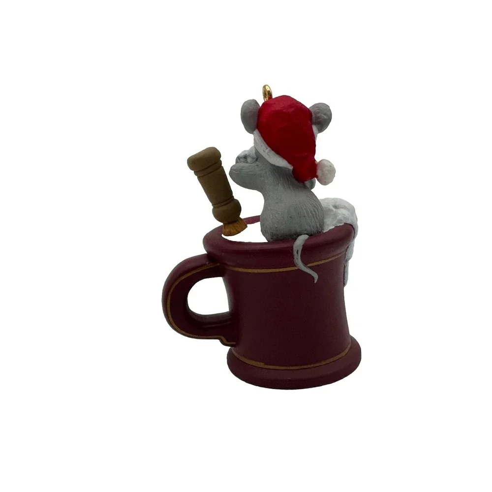 Vintage Hallmark Keepsake Dad 1997 Christmas Ornament Mouse Shaving in Box